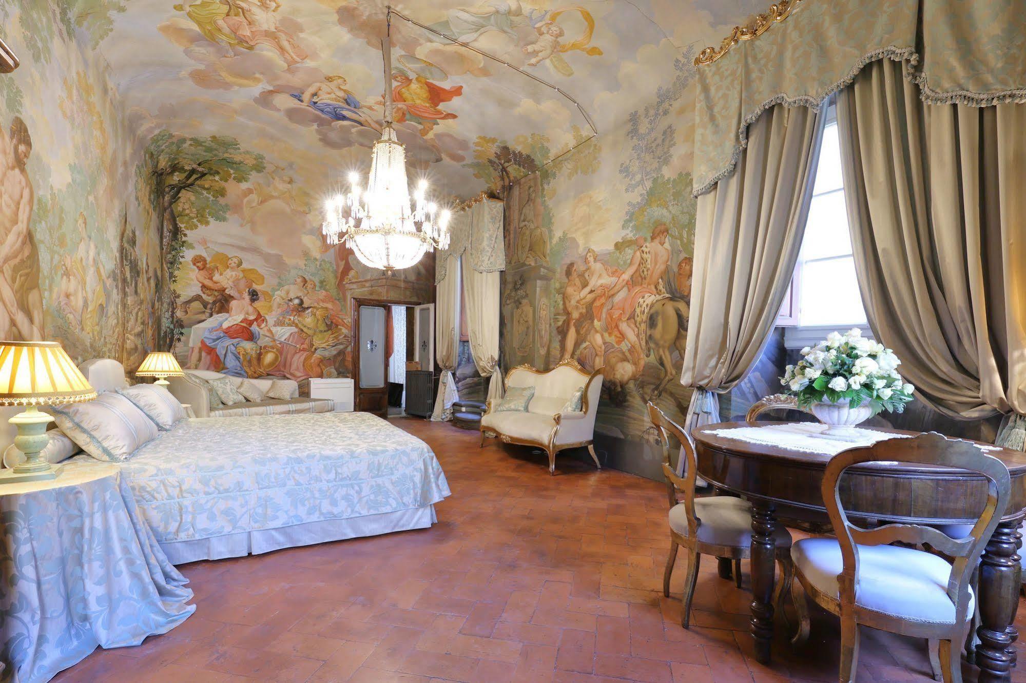 Piazza Pitti Palace - Residenza D'Epoca Bed and Breakfast Firenze Eksteriør billede